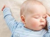 试管婴儿人工周期不看排卵情况吗？